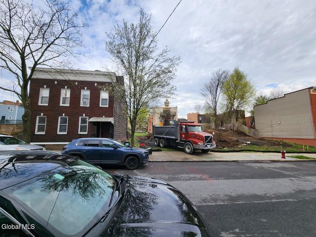 135 Broad Street, Albany, NY 12202