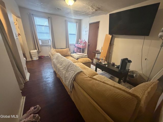 135 Broad Street, Albany, NY 12202