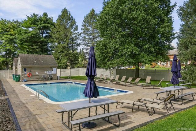 246 Crestwood Court, Fishkill, NY 12524