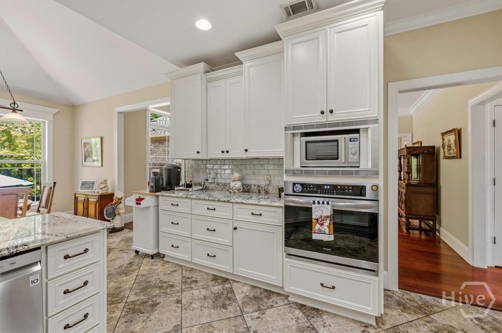 Image 13 of property listing at 230 Windsong Drive, Richmond Hill, GA 31324