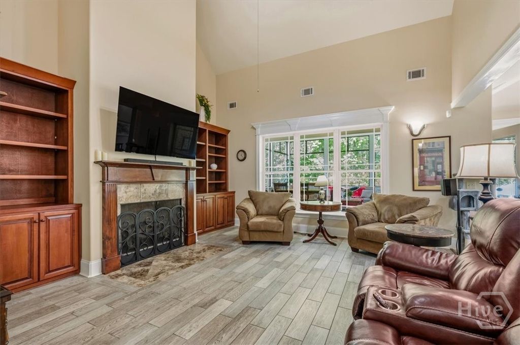 Image 18 of property listing at 230 Windsong Drive, Richmond Hill, GA 31324