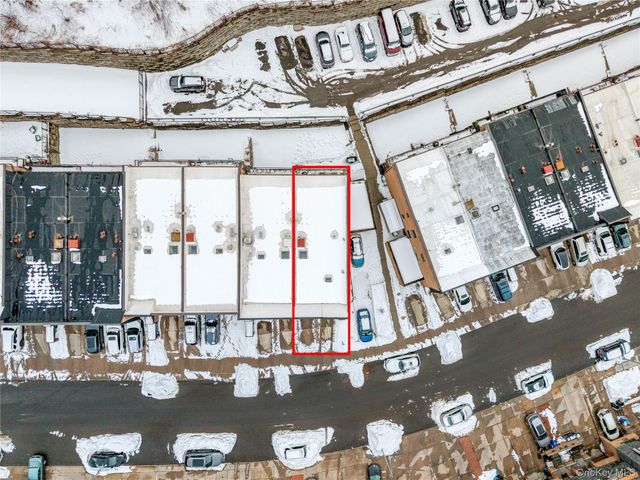 240-22 70th Avenue, Little Neck, NY 11362