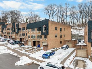 240-22 70th Avenue, Little Neck, NY 11362