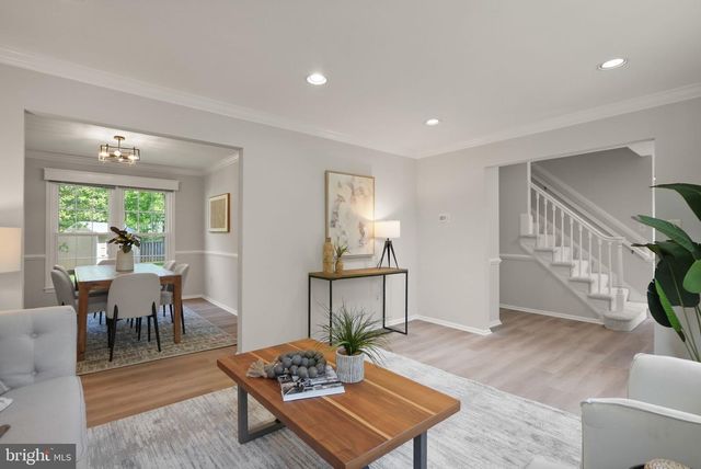 2592 JOHN MILTON DR, Herndon, VA 20171