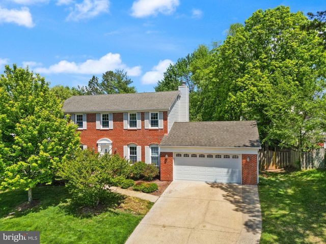 2592 JOHN MILTON DR, Herndon, VA 20171