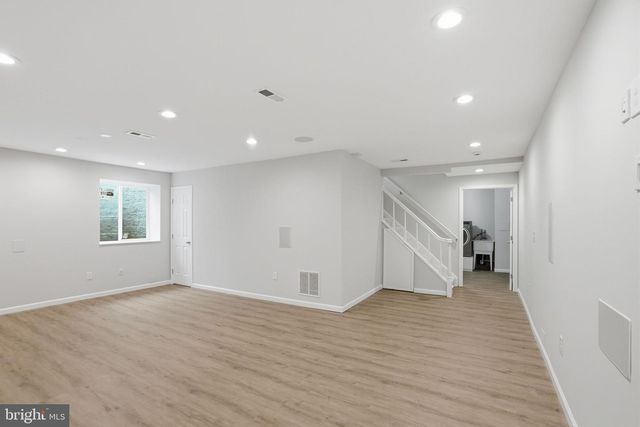 2592 JOHN MILTON DR, Herndon, VA 20171