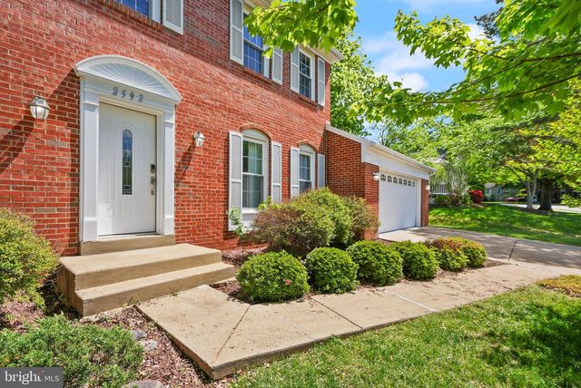 2592 JOHN MILTON DR, Herndon, VA 20171
