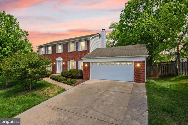 2592 JOHN MILTON DR, Herndon, VA 20171