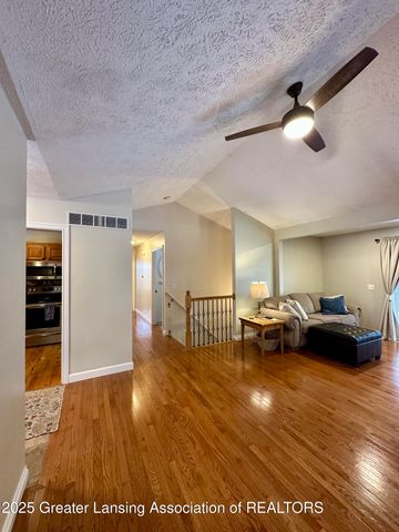 5372 Mirage Circle 30, Dimondale, MI 48821