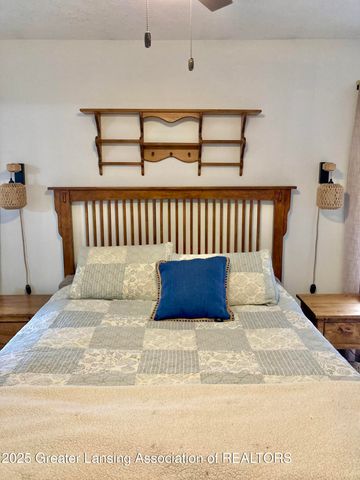 5372 Mirage Circle 30, Dimondale, MI 48821