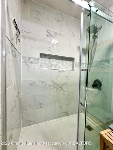 5372 Mirage Circle 30, Dimondale, MI 48821