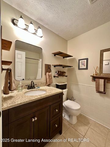 5372 Mirage Circle 30, Dimondale, MI 48821