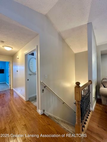 5372 Mirage Circle 30, Dimondale, MI 48821