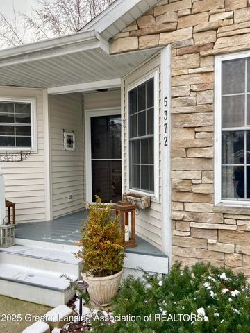 5372 Mirage Circle 30, Dimondale, MI 48821