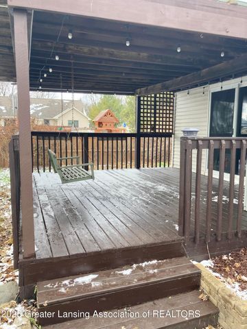 5372 Mirage Circle 30, Dimondale, MI 48821