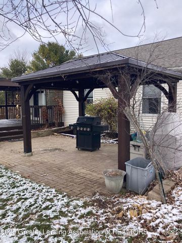 5372 Mirage Circle 30, Dimondale, MI 48821