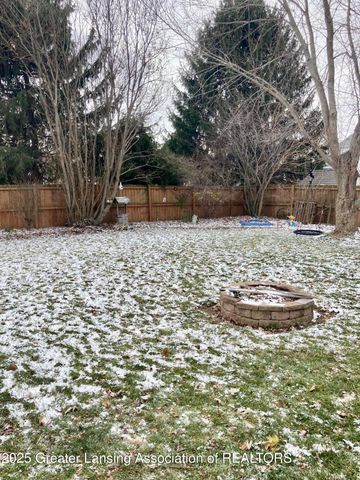 5372 Mirage Circle 30, Dimondale, MI 48821