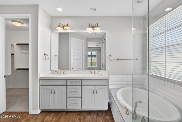 12124 W PEAK VIEW Road, Peoria, AZ 85383