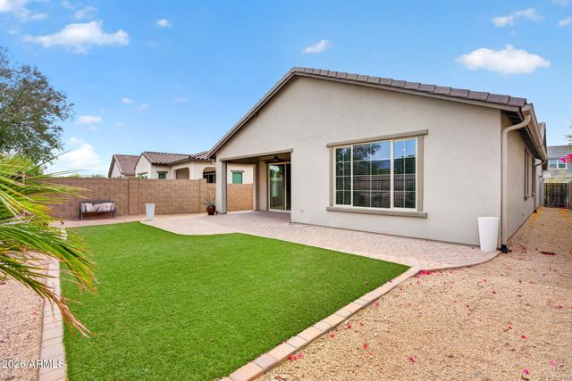 12124 W PEAK VIEW Road, Peoria, AZ 85383