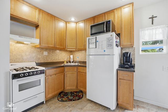 1611 Marquette Road, Joliet, IL 60435