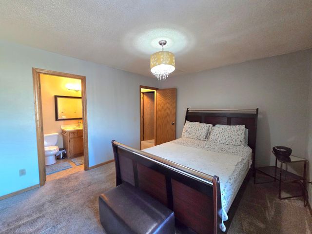 2270 137th Lane NW, Andover, MN 55304