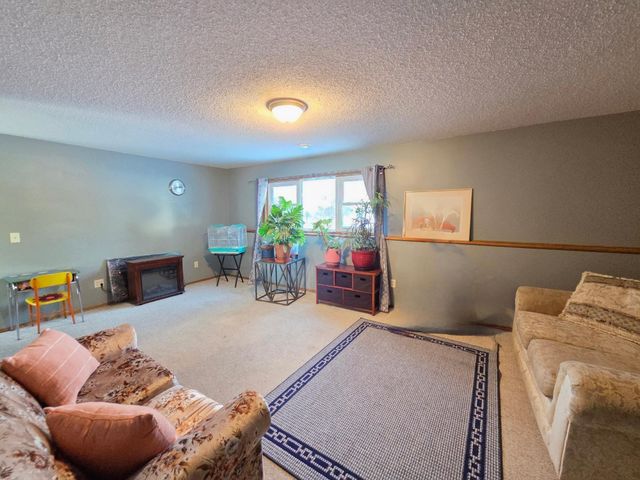 2270 137th Lane NW, Andover, MN 55304