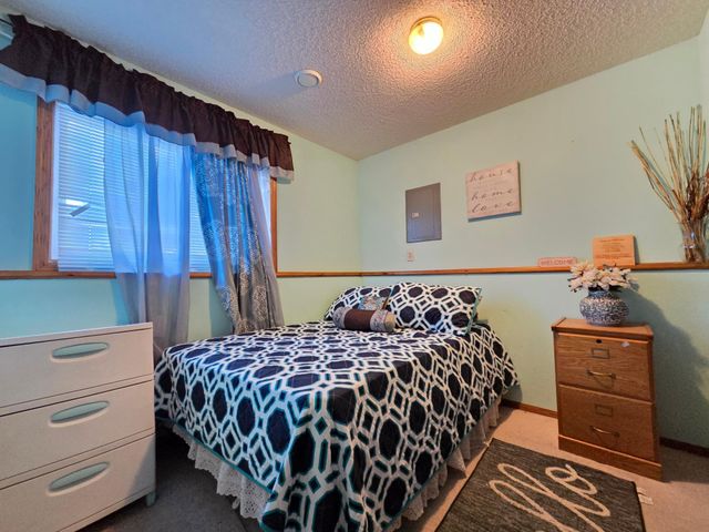 2270 137th Lane NW, Andover, MN 55304