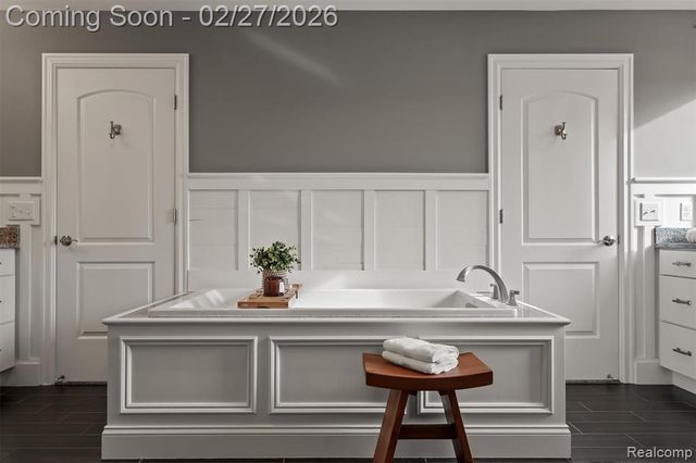 3575 Royal Berkshire Lane, Oakland, MI 48363