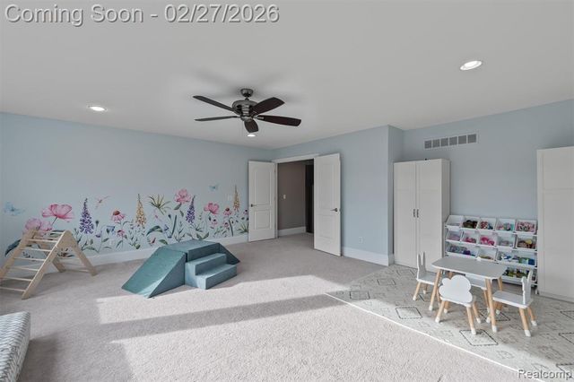 3575 Royal Berkshire Lane, Oakland, MI 48363