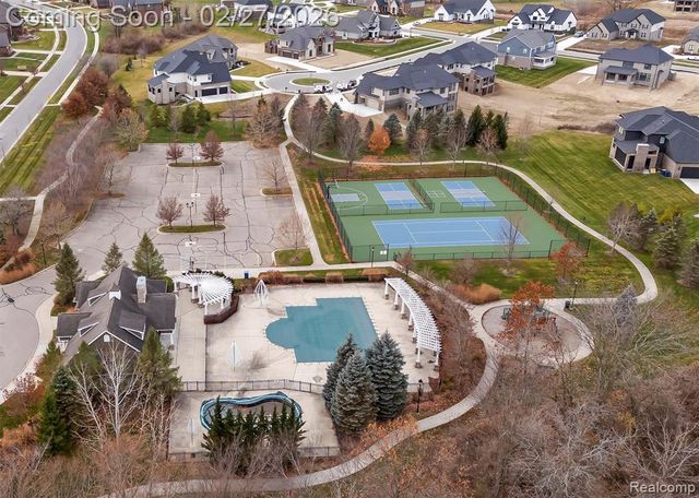3575 Royal Berkshire Lane, Oakland, MI 48363