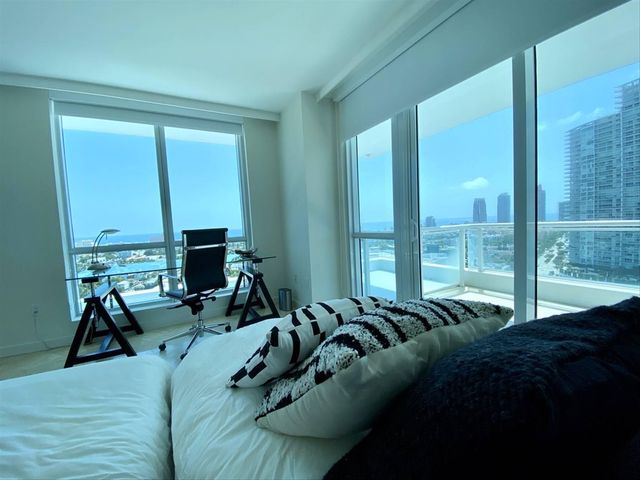 540 WEST Avenue 2011, Miami Beach, FL 33139