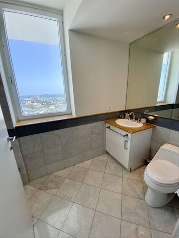 540 WEST Avenue 2011, Miami Beach, FL 33139
