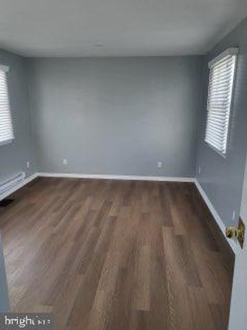 130 HARPER AVE, Morrisville, PA 19067