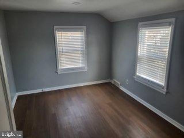 130 HARPER AVE, Morrisville, PA 19067