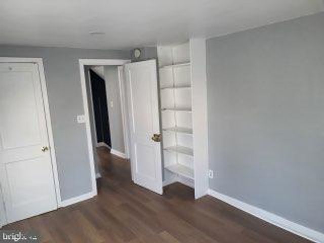 130 HARPER AVE, Morrisville, PA 19067