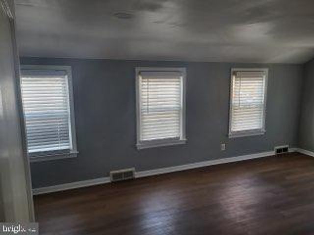130 HARPER AVE, Morrisville, PA 19067
