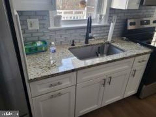 130 HARPER AVE, Morrisville, PA 19067