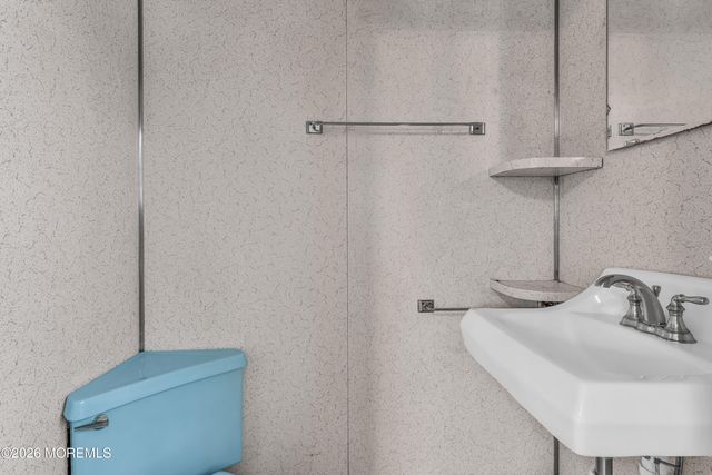 45 Beechwood Terrace, Matawan, NJ 07747