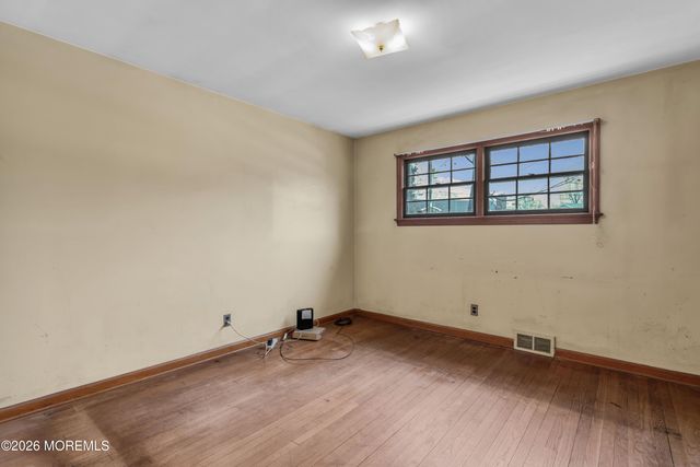 45 Beechwood Terrace, Matawan, NJ 07747