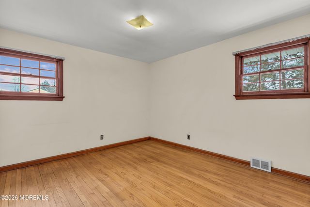 45 Beechwood Terrace, Matawan, NJ 07747