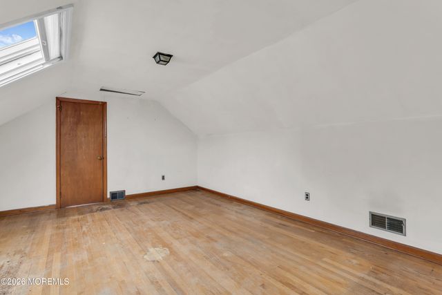 45 Beechwood Terrace, Matawan, NJ 07747