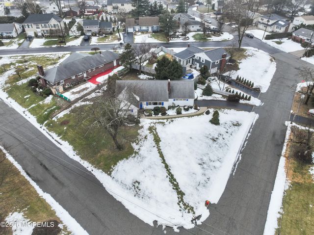 45 Beechwood Terrace, Matawan, NJ 07747