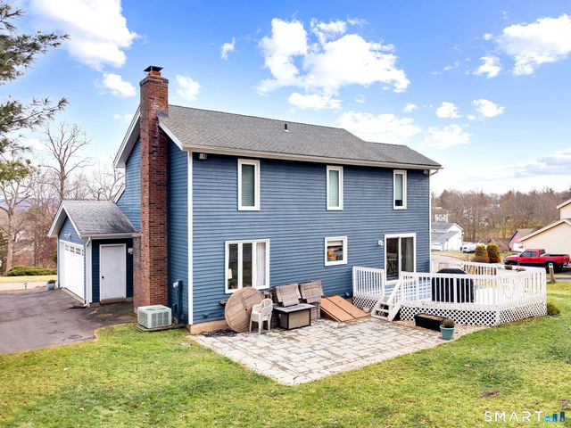22 Harnish Lane, Wallingford, CT 06492