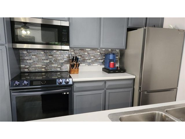 2557 S Dover St 28, Lakewood, CO 80227