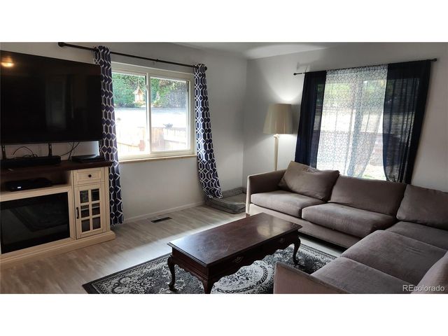 2557 S Dover St 28, Lakewood, CO 80227
