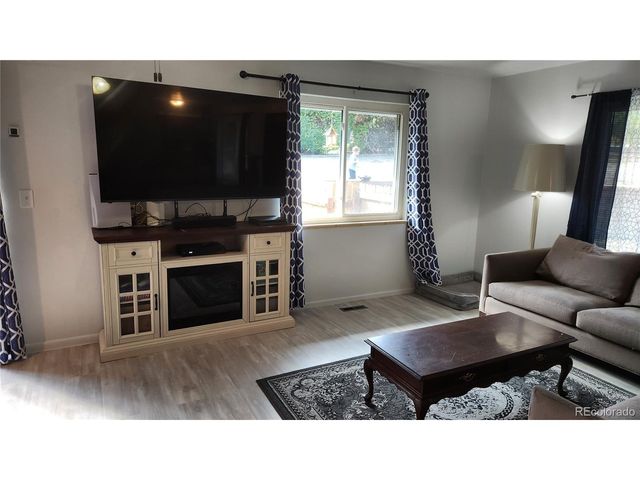2557 S Dover St 28, Lakewood, CO 80227