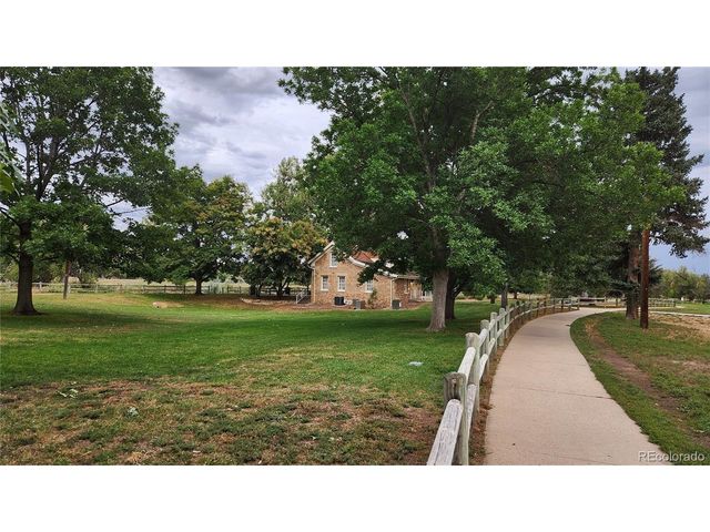 2557 S Dover St 28, Lakewood, CO 80227
