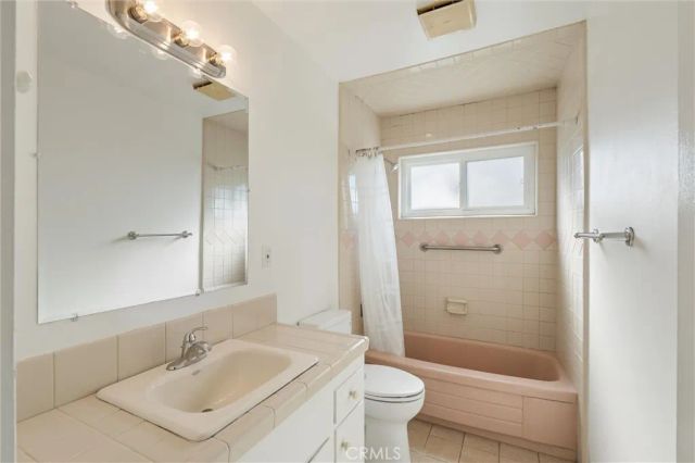 11271 Cherry Street, Los Alamitos, CA 90720