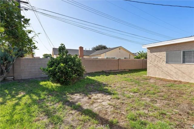 11271 Cherry Street, Los Alamitos, CA 90720