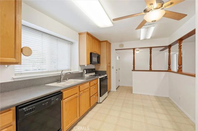 11271 Cherry Street, Los Alamitos, CA 90720